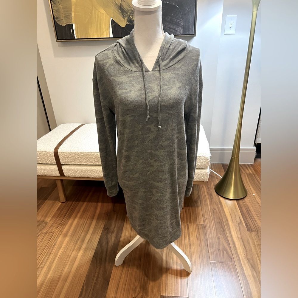 Chaser womens Camo Hoodie Dress size small
